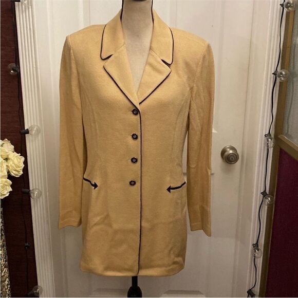 St. John Collection Elegant Women's Cream Blazer with Black Trim, US12 - Picture 1 of 9